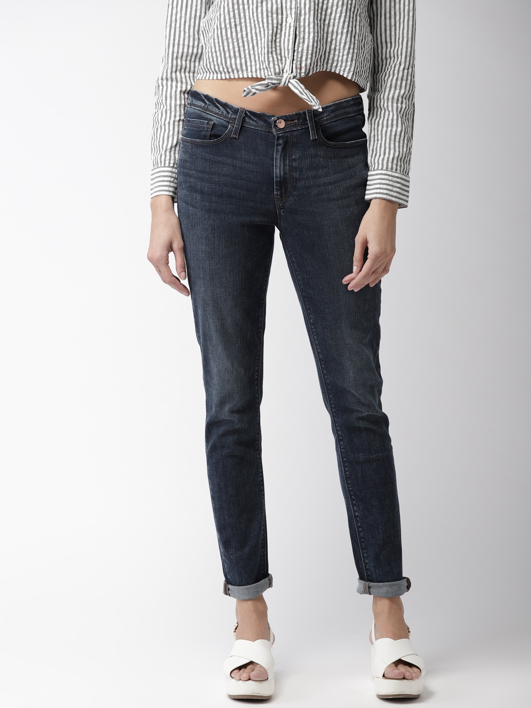 

Levis Women Blue Skinny Fit Mid-Rise Clean Look Jeans