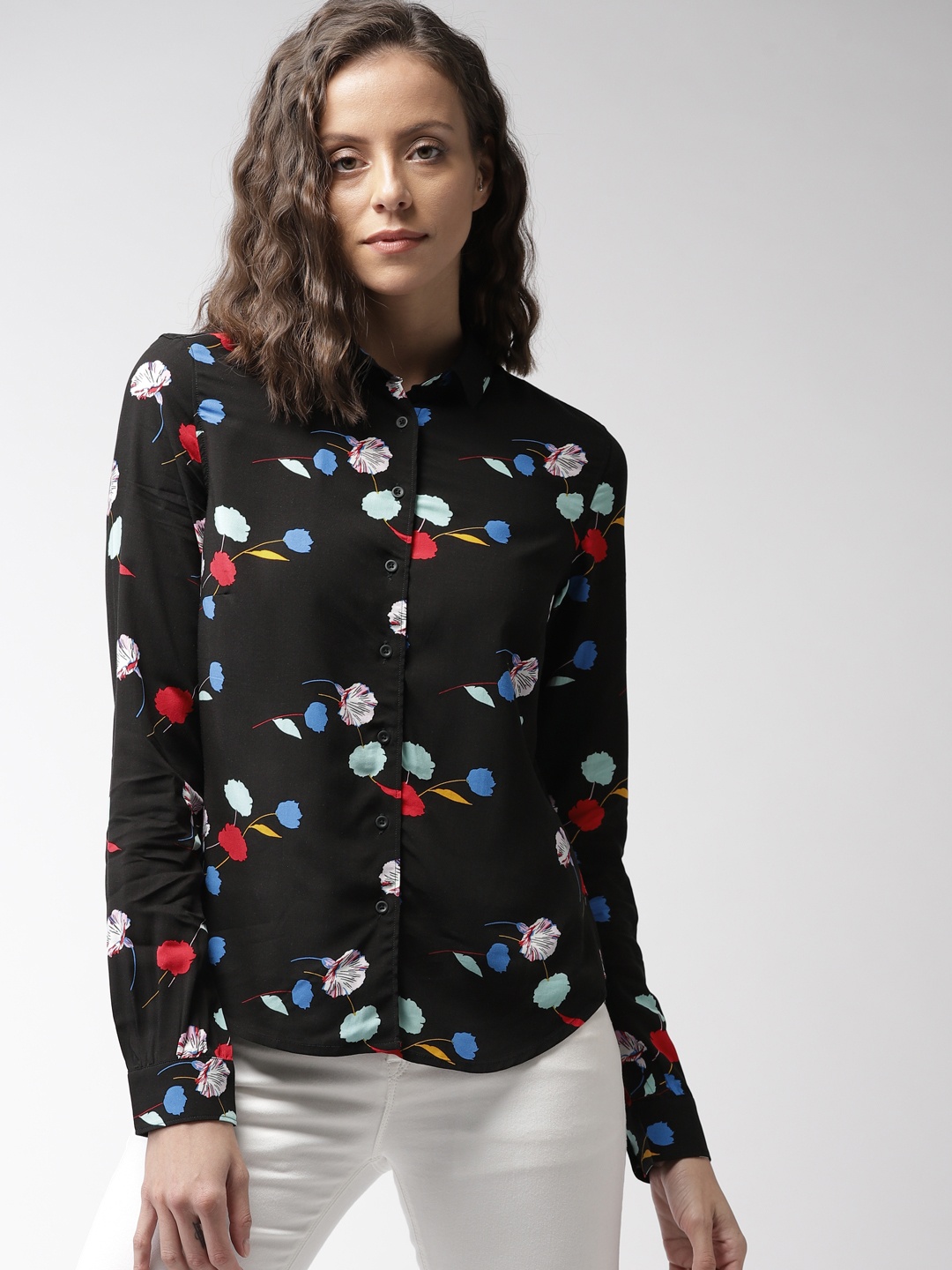 

Levis Women Black Regular Fit Printed Casual Shirt