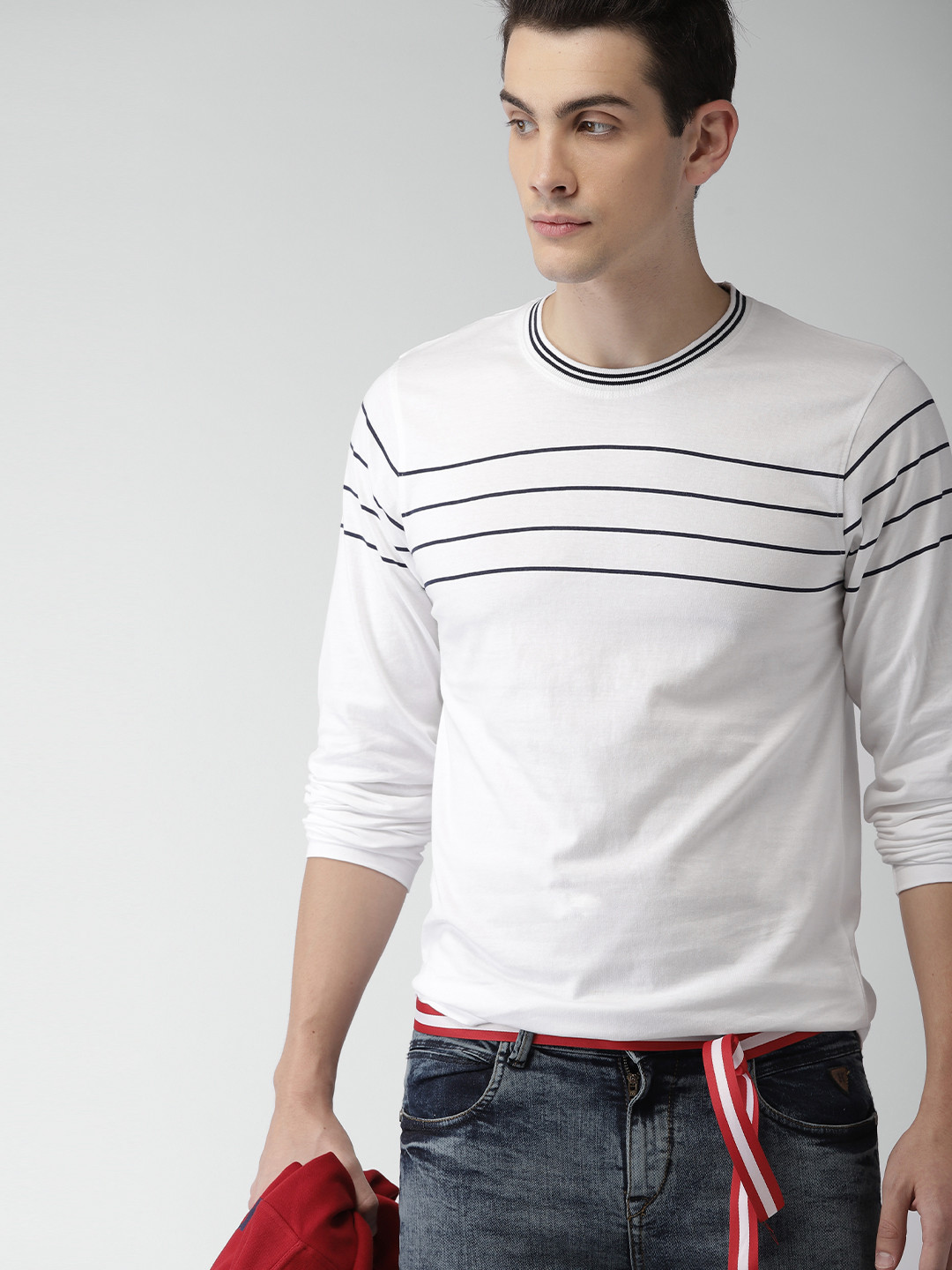 

Harvard Men White Solid Round Neck T-shirt