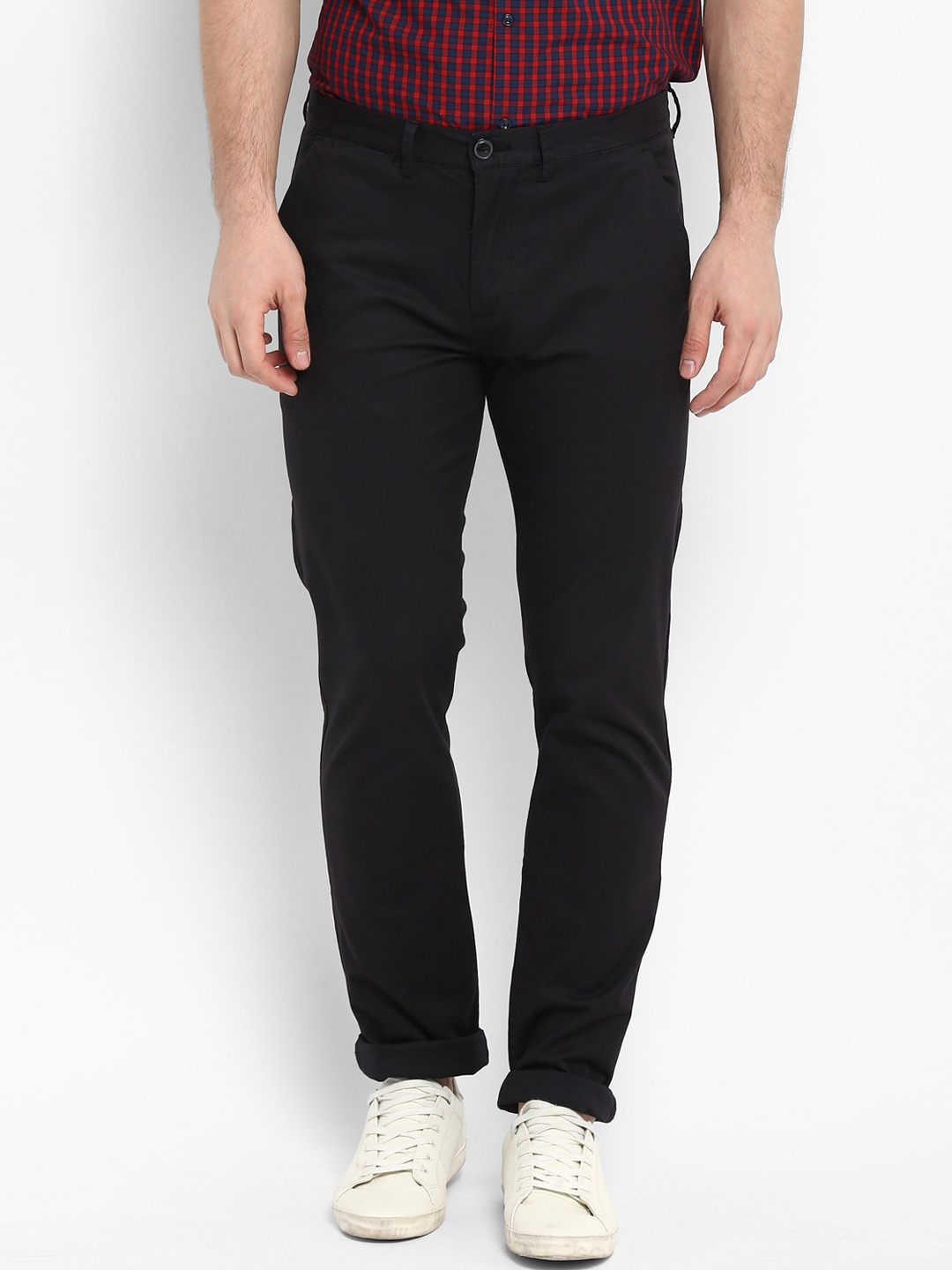 

Red Tape Men Black Slim Fit Solid Chinos