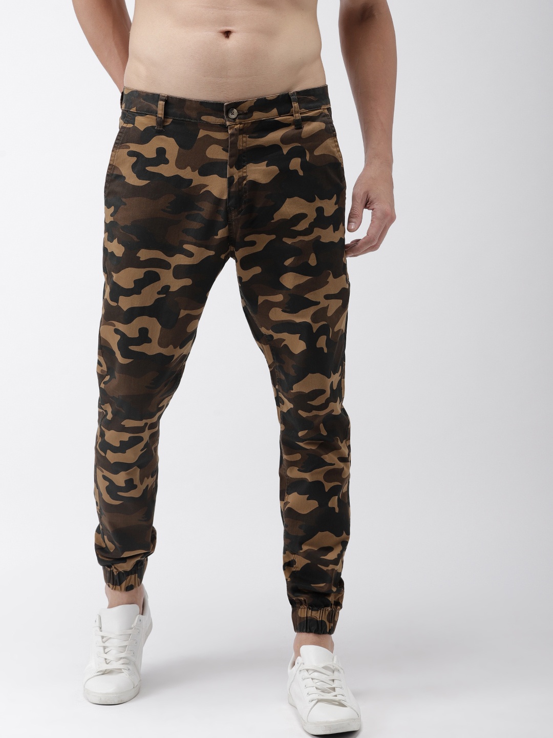 

HIGHLANDER Men Khaki & Olive Green Slim Fit Printed Joggers