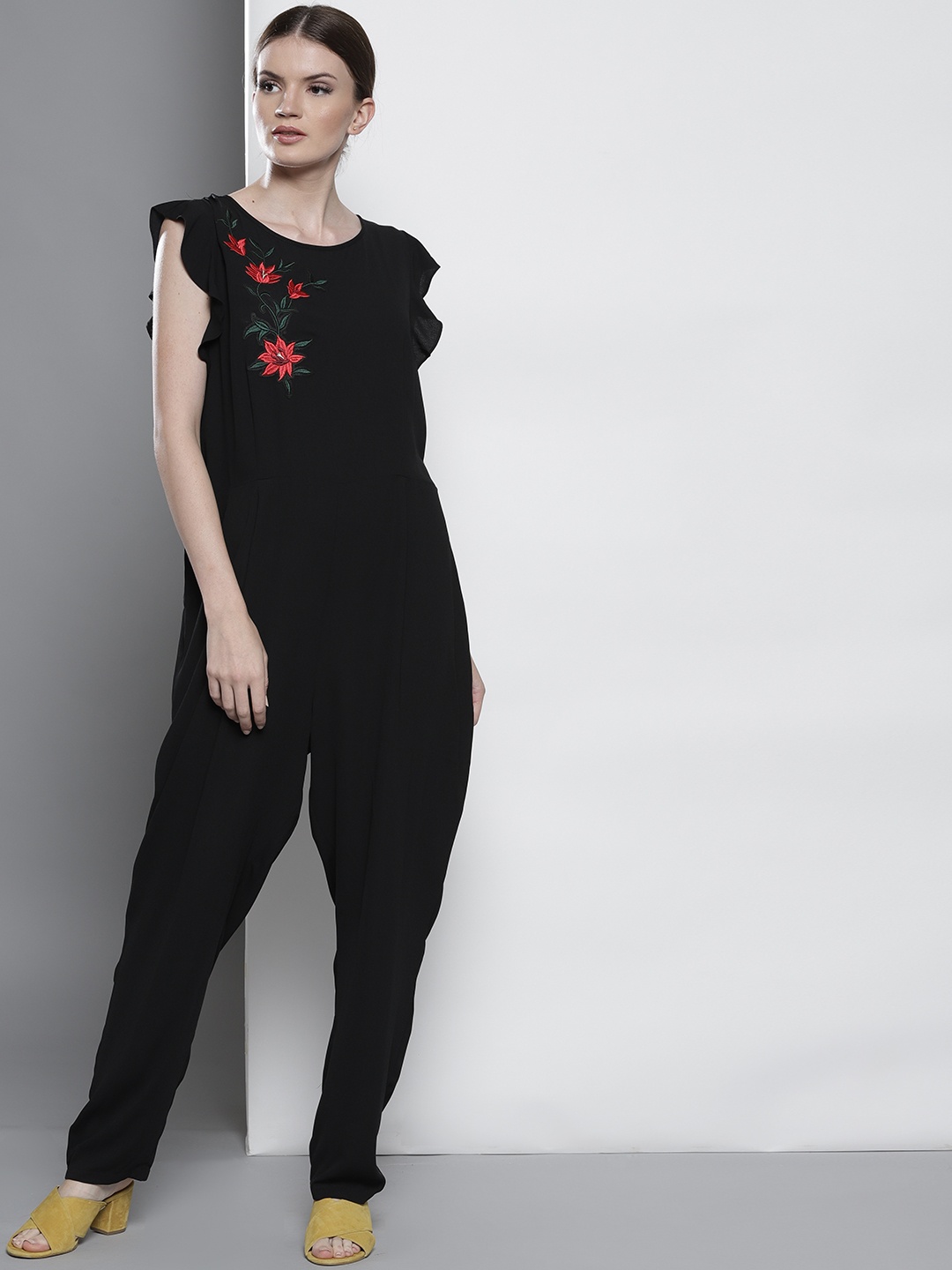 

DOROTHY PERKINS Black Solid Basic Jumpsuit