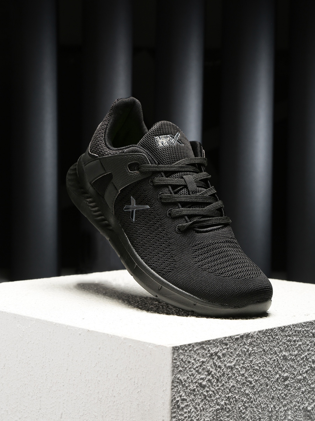 

HRX by Hrithik Roshan Men Black Knit 1.0 Running Shoes