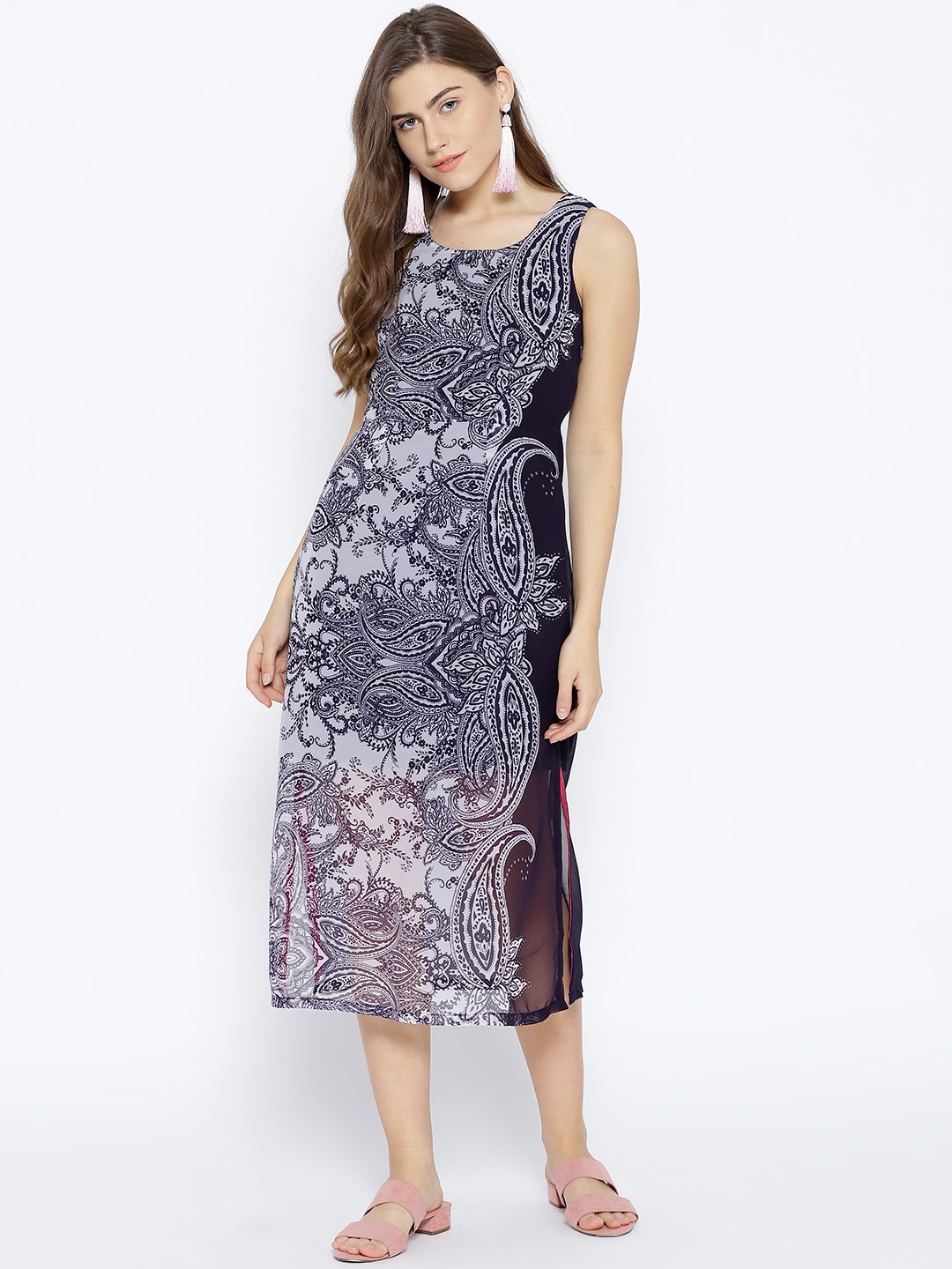 

Rangriti Women Navy Blue & Off-White Printed A-Line Dress