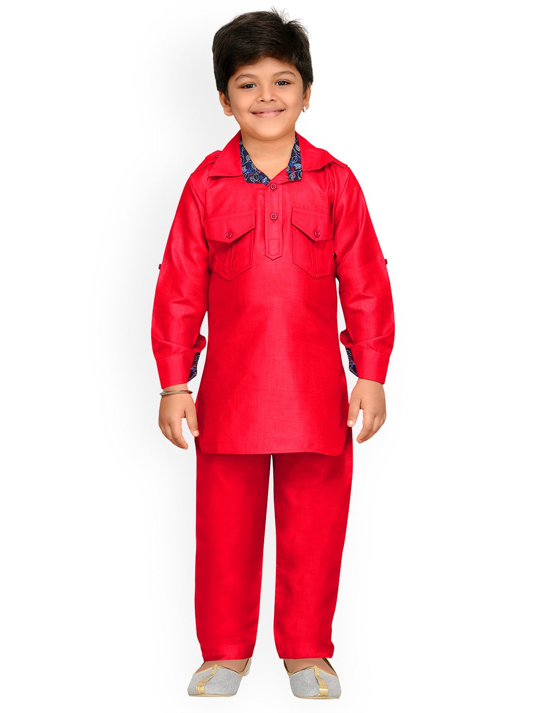 

Aj DEZInES Boys Red Solid Kurta with Pyjamas