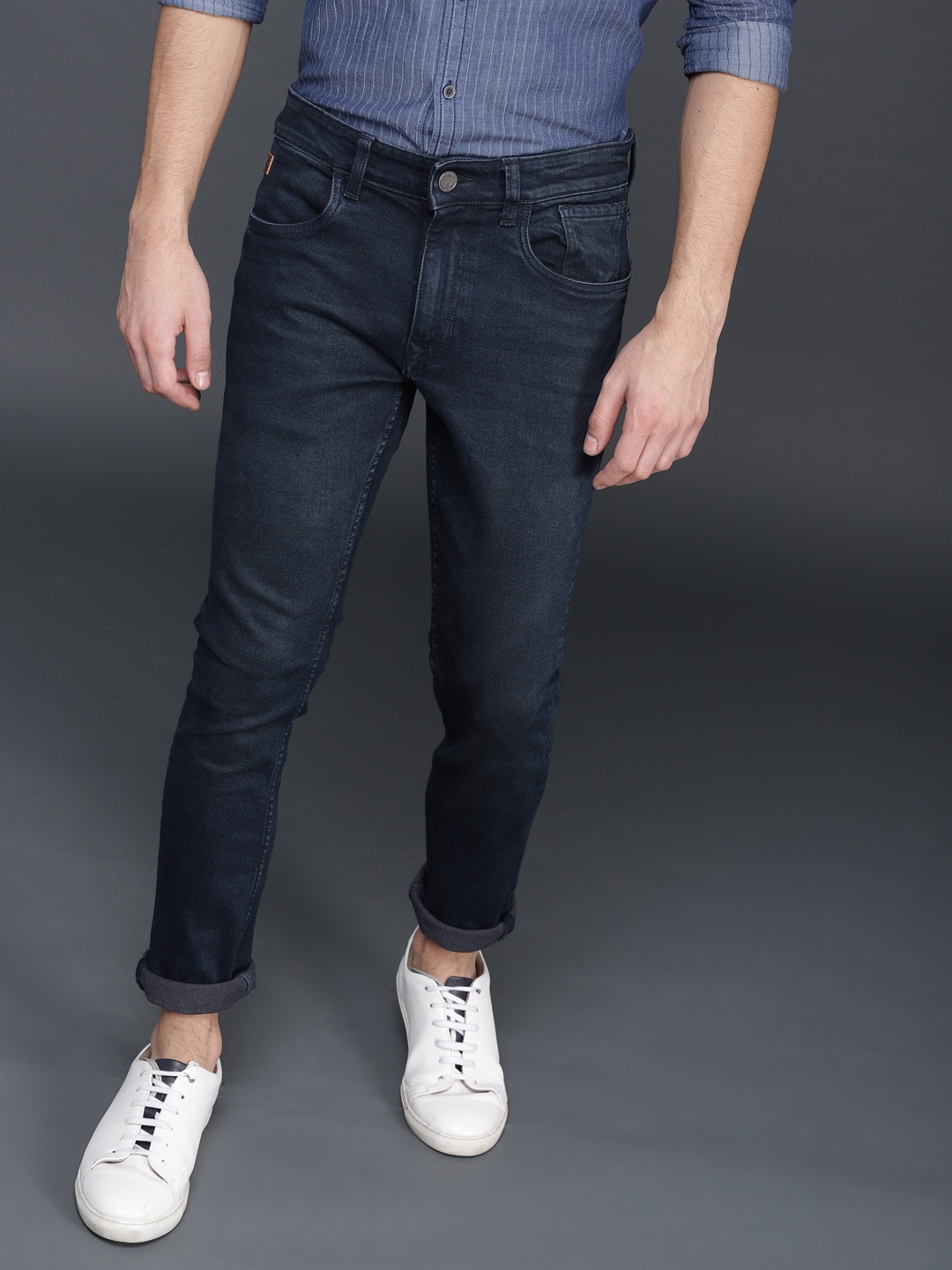 

WROGN Men Blue Slim Fit Mid-Rise Clean Look Stretchable Jeans