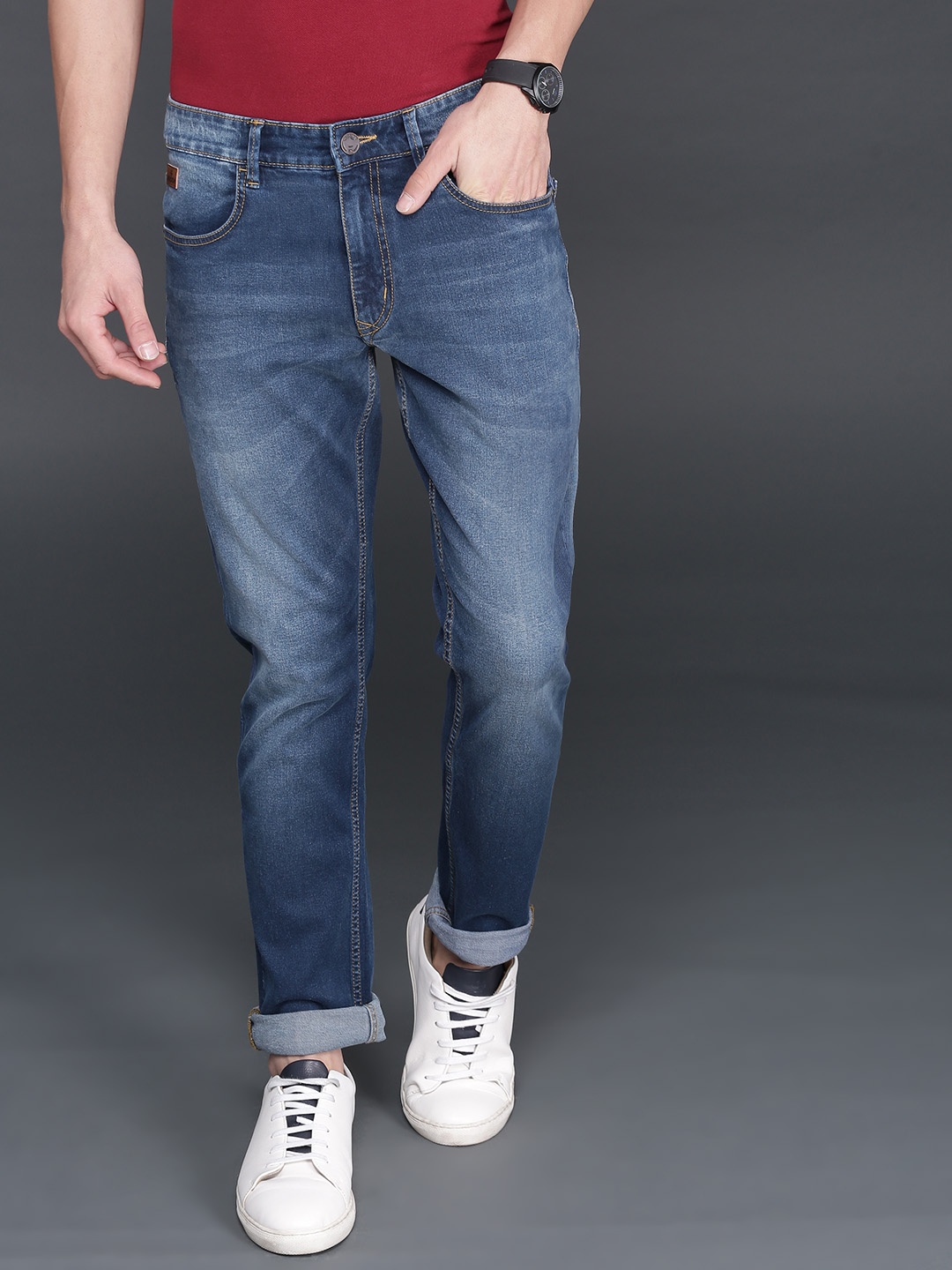 

WROGN Men Blue Slim Fit Mid-Rise Clean Look Stretchable Jeans