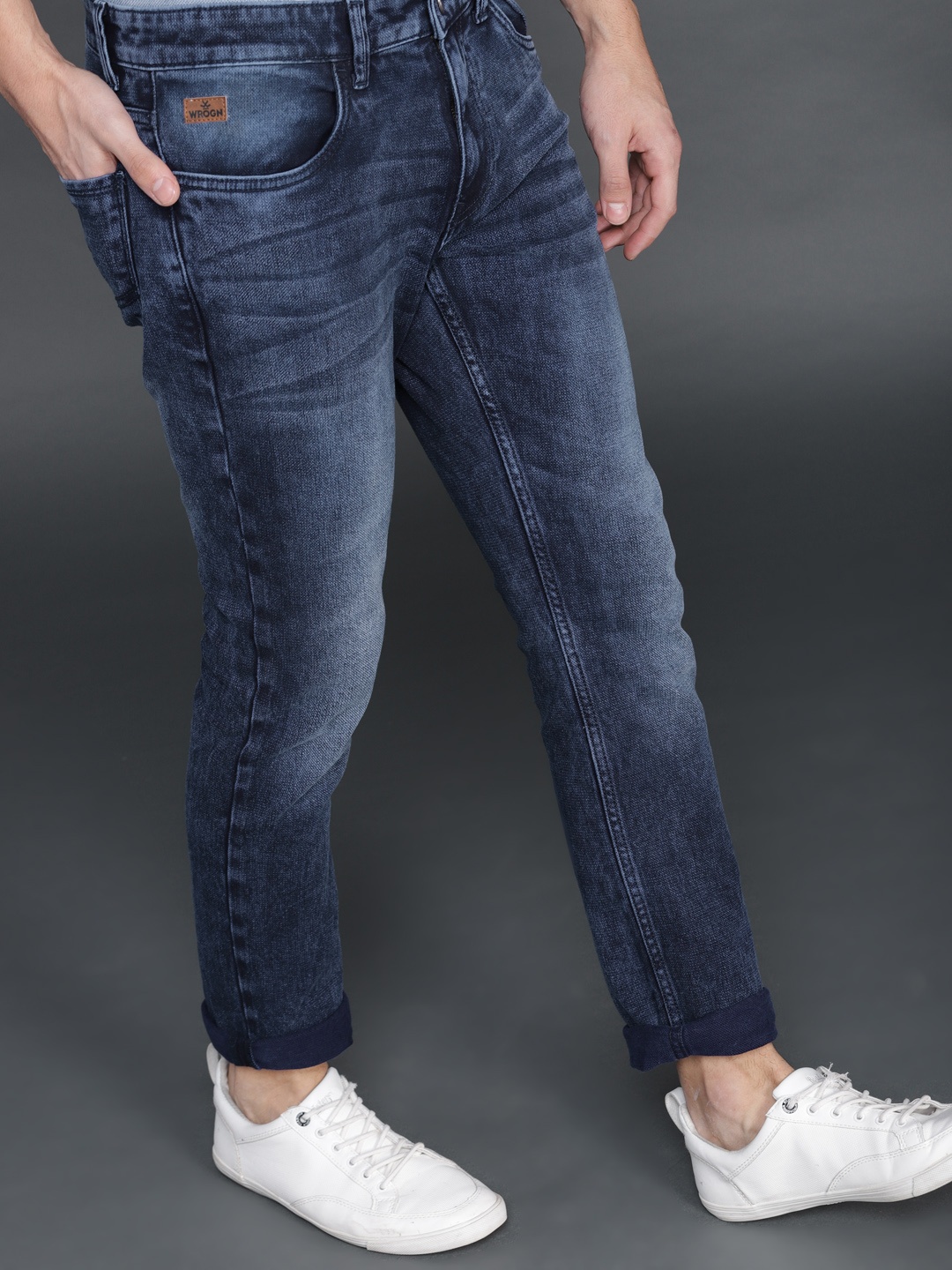 

WROGN Men Blue Slim Fit Mid-Rise Clean Look Stretchable Jeans