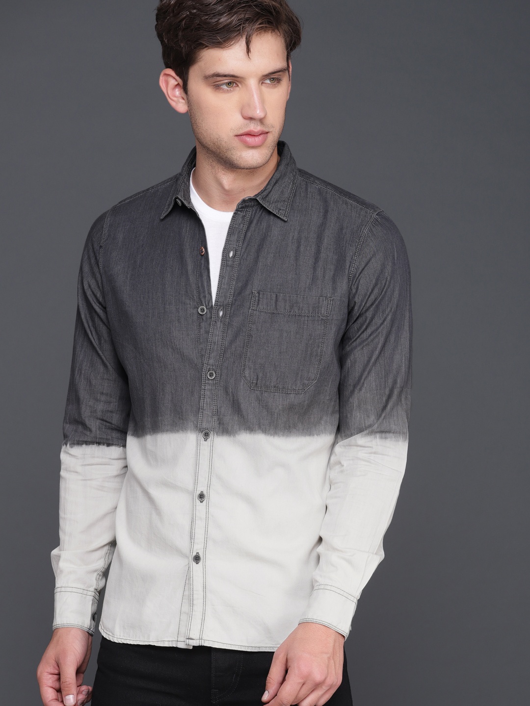 

WROGN Men Grey & Off-White Regular Fit Colourblocked Casual Shirt