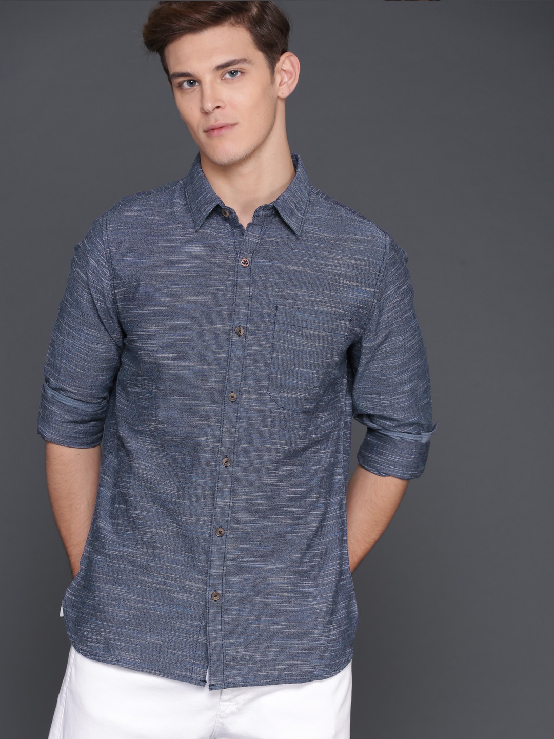 

WROGN Men Blue Slim Fit Striped Casual Shirt