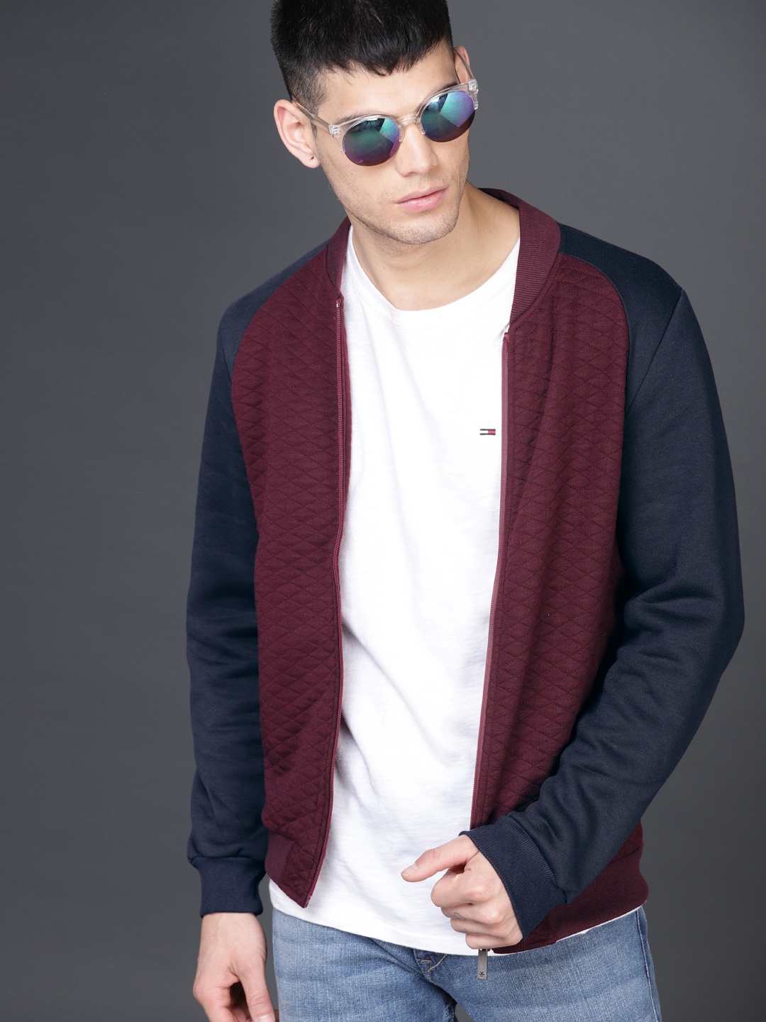 

WROGN Men Maroon Solid Sweatshirt