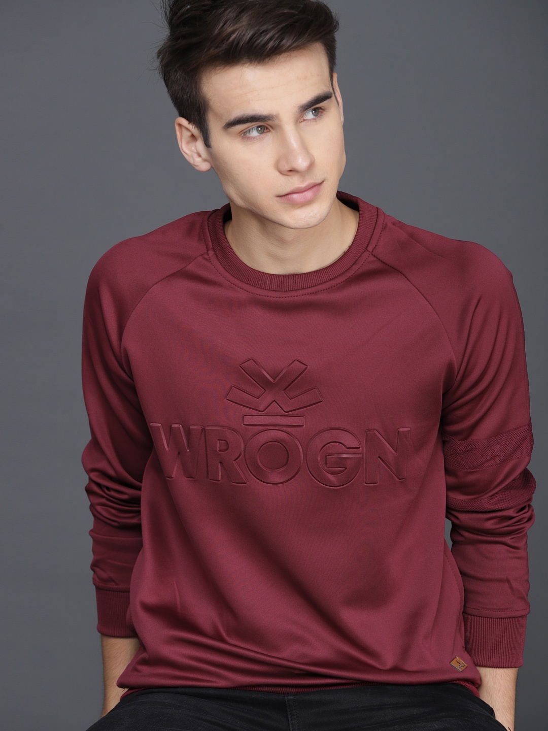 

WROGN Men Maroon Solid Sweatshirt