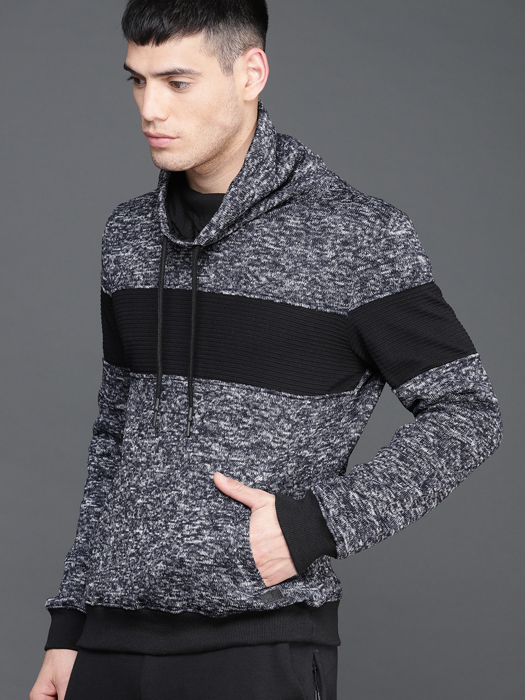 

WROGN Men Navy Blue & Black Colourblocked Sweatshirt