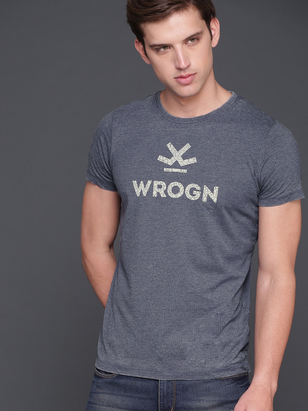 

WROGN Men Blue Printed Slim Fit Round Neck Pure Cotton T-shirt