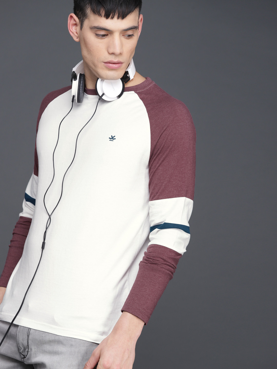 

WROGN Men White Solid Round Neck T-shirt