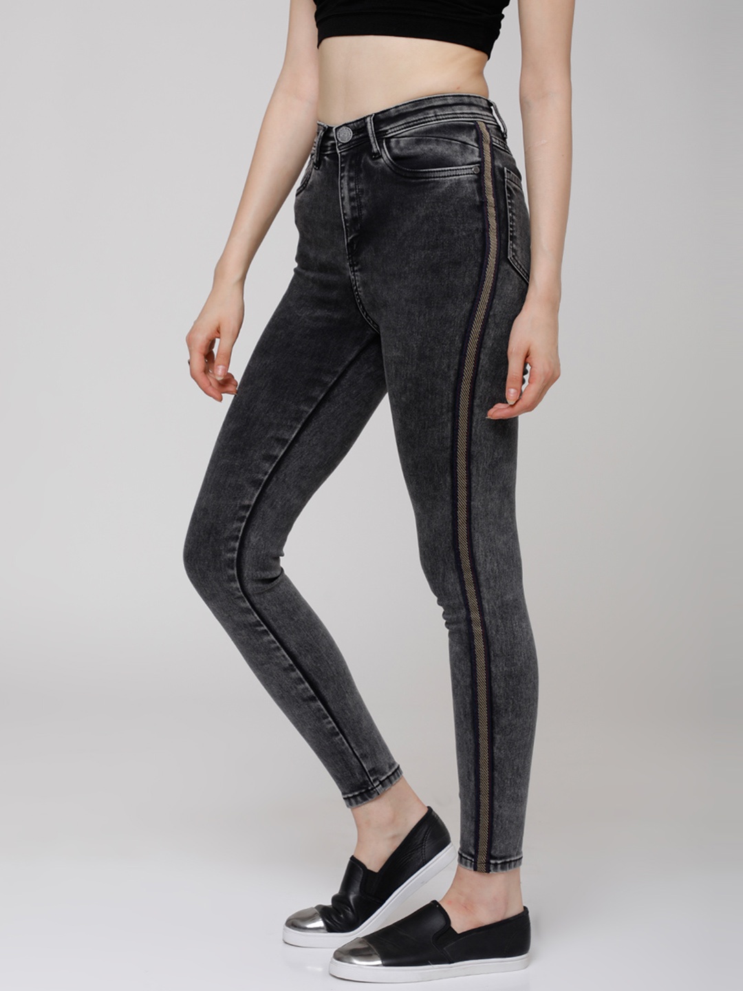 

Tokyo Talkies Women Black Super Skinny Fit Mid-Rise Clean Look Jeans