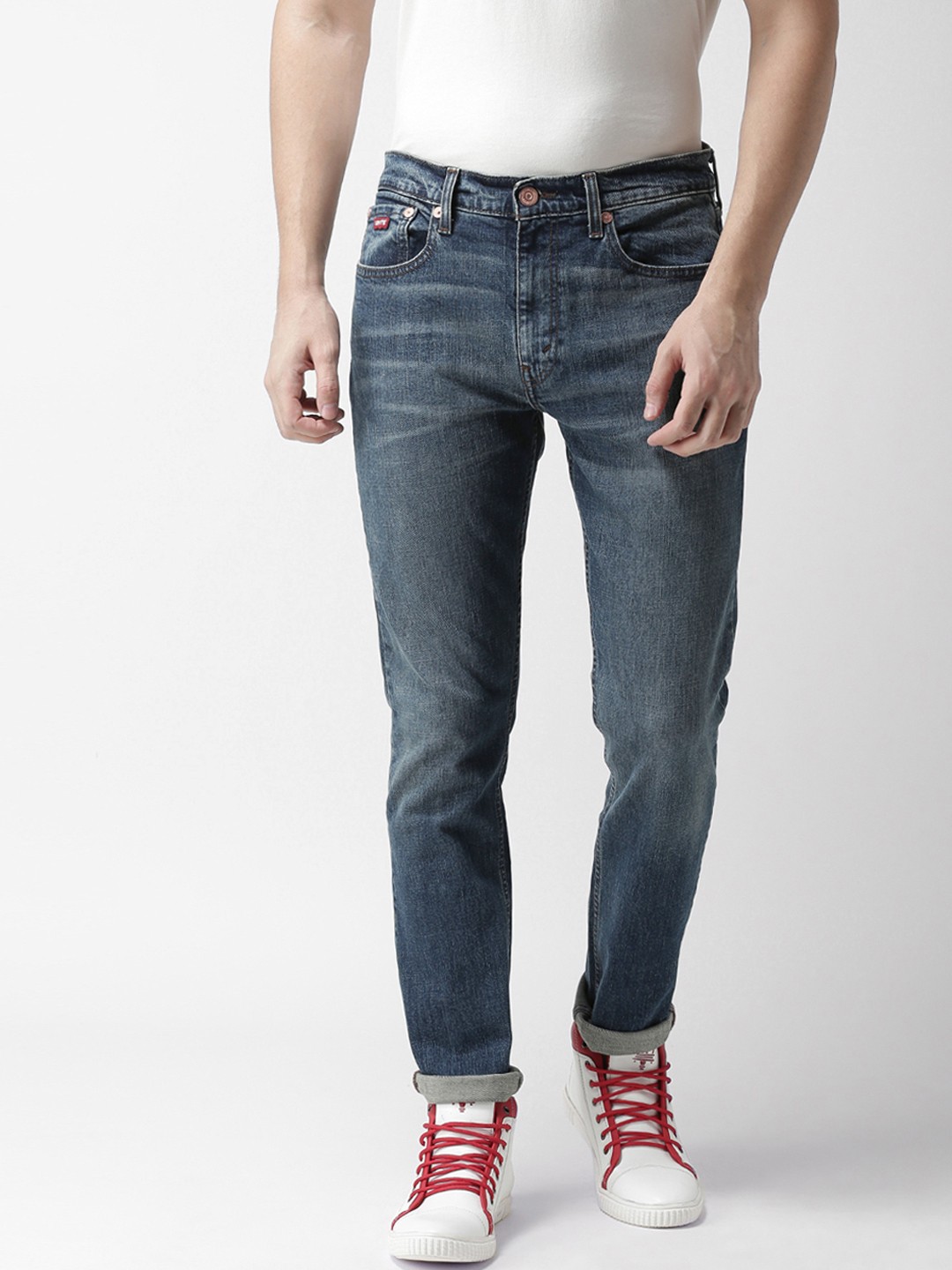 

Levis Men Blue Tapered Fit Low-Rise Clean Look Stretchable Jeans