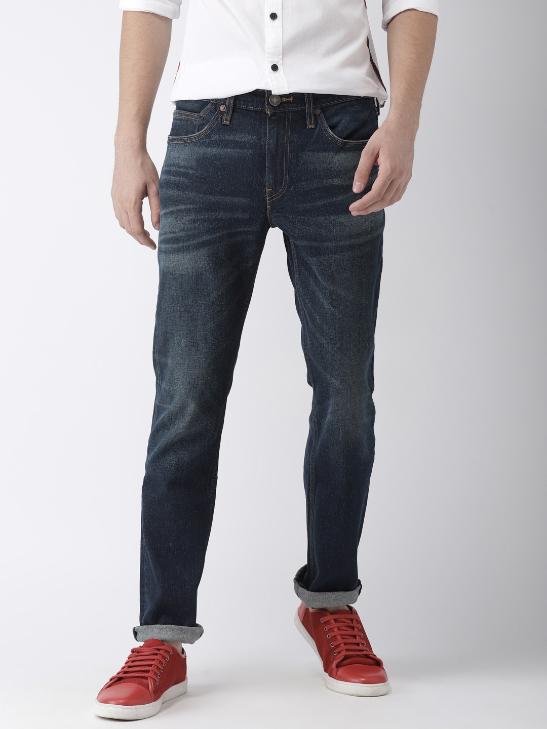 

Levis Men Blue 511 Slim Fit Low-Rise Clean Look Stretchable Jeans