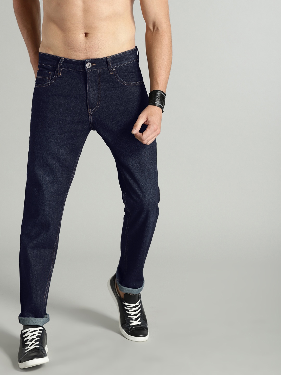 

Roadster Men Navy Blue Slim Fit Mid-Rise Clean Look Jeans