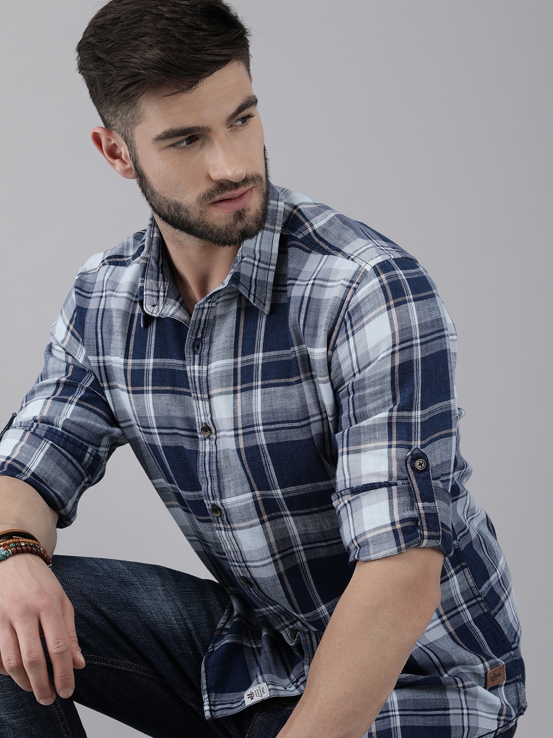 

Roadster Men Navy Blue Checked Pure Cotton Casual Shirt