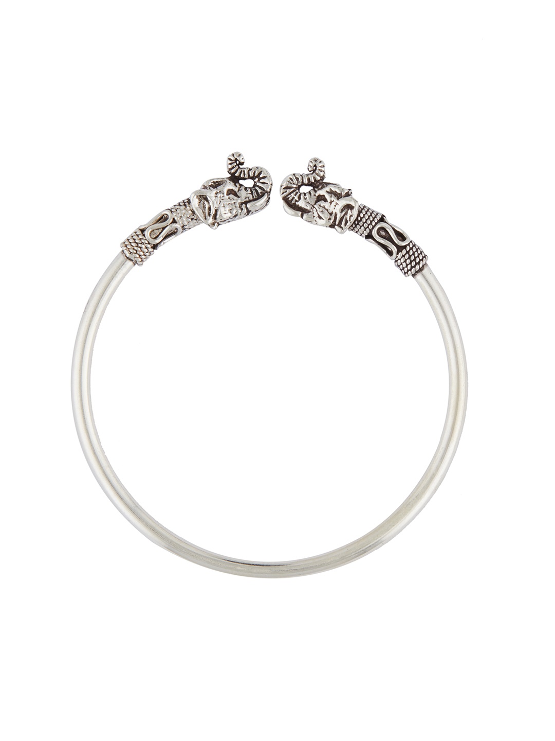 

ahilya Sterling Silver Kada Bracelet