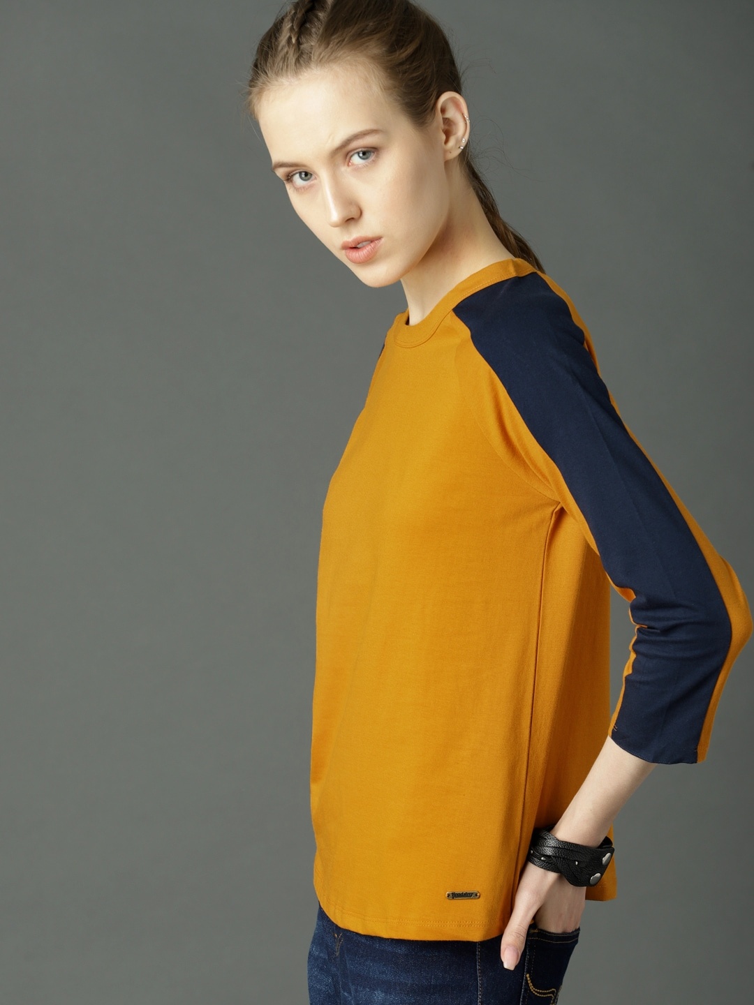 

Roadster Women Mustard Yellow Colourblocked Round Neck Relaxed Fit Cotton T-shirt