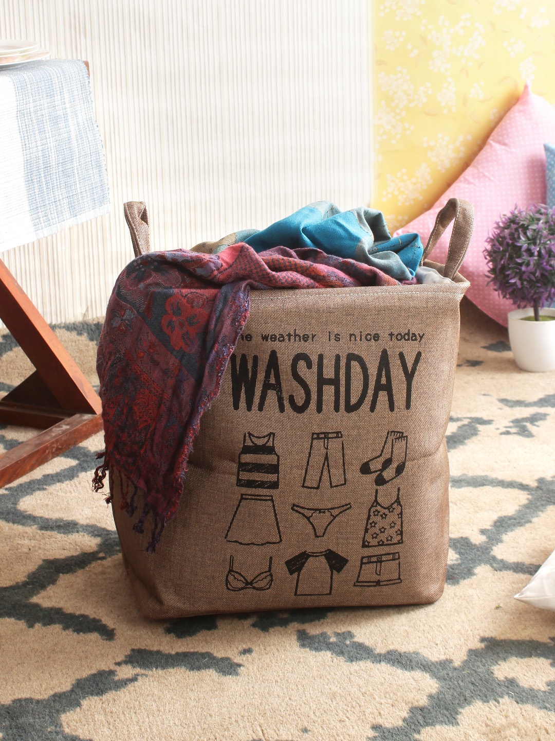 

Cortina Brown Printed Foldable Laundry Bag