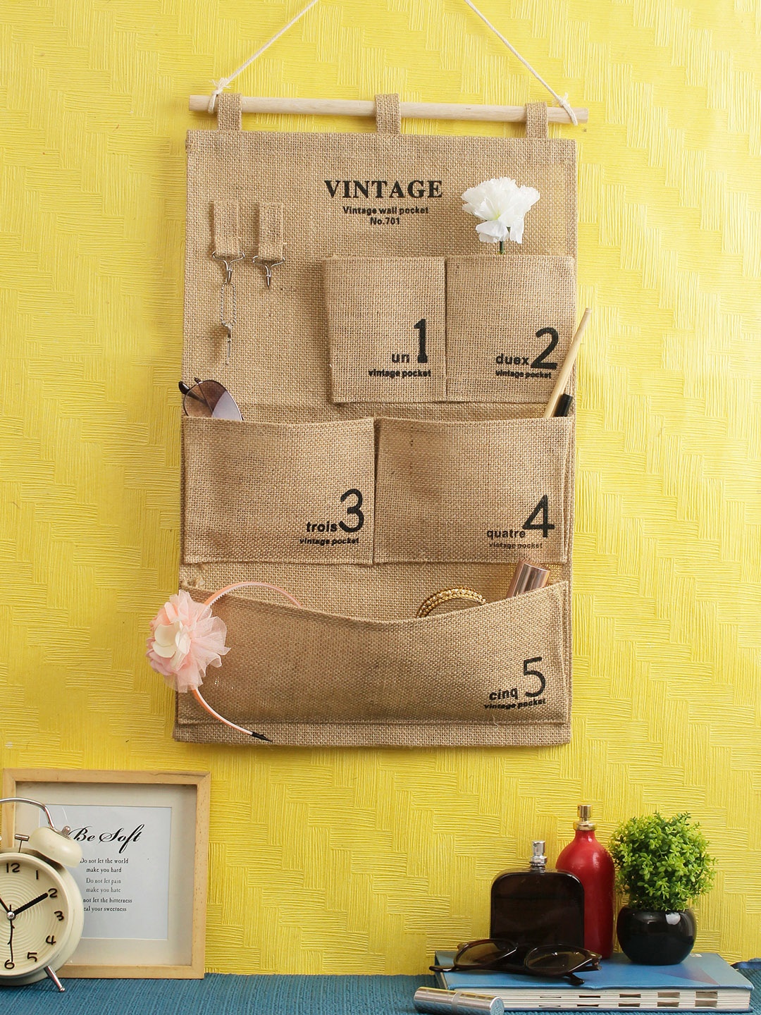 

Cortina Brown Printed Water Resistant Separators