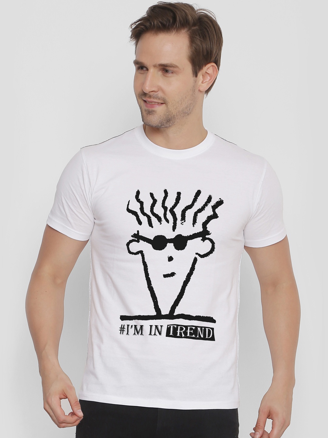 

FIDO DIDO Men White Printed Slim Fit Round Neck T-shirt