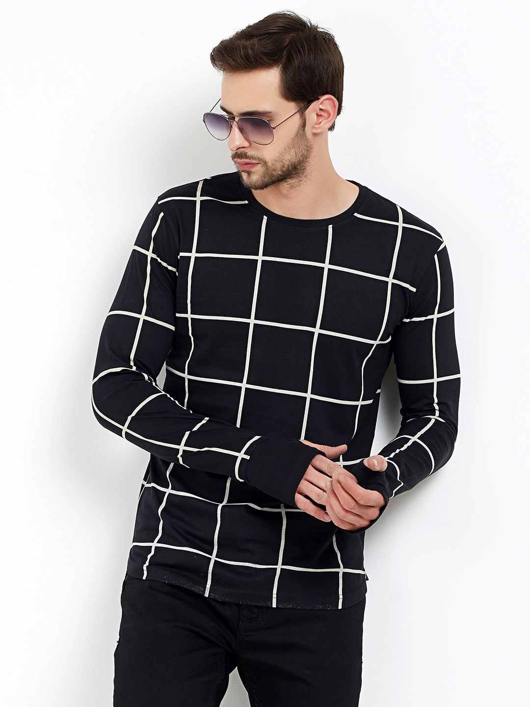 

Maniac Men Black Checked Round Neck T-shirt