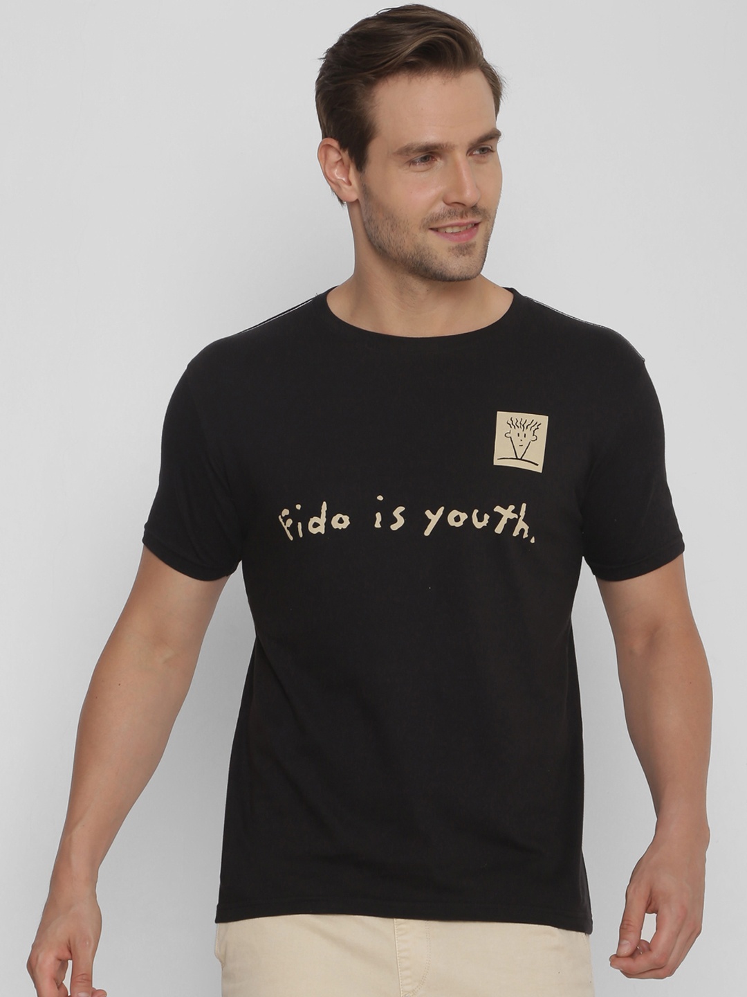 

FIDO DIDO Men Black Printed Round Neck T-shirt