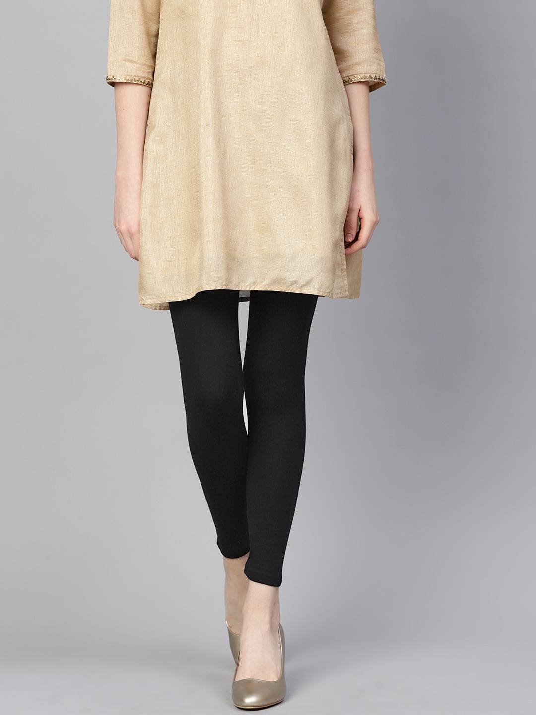 

W Women Black Solid Ankle Length Leggings