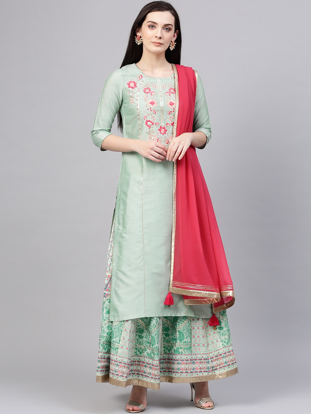 

W Women Green & Magenta Yoke Design Kurta with Printed Skirt & Dupatta