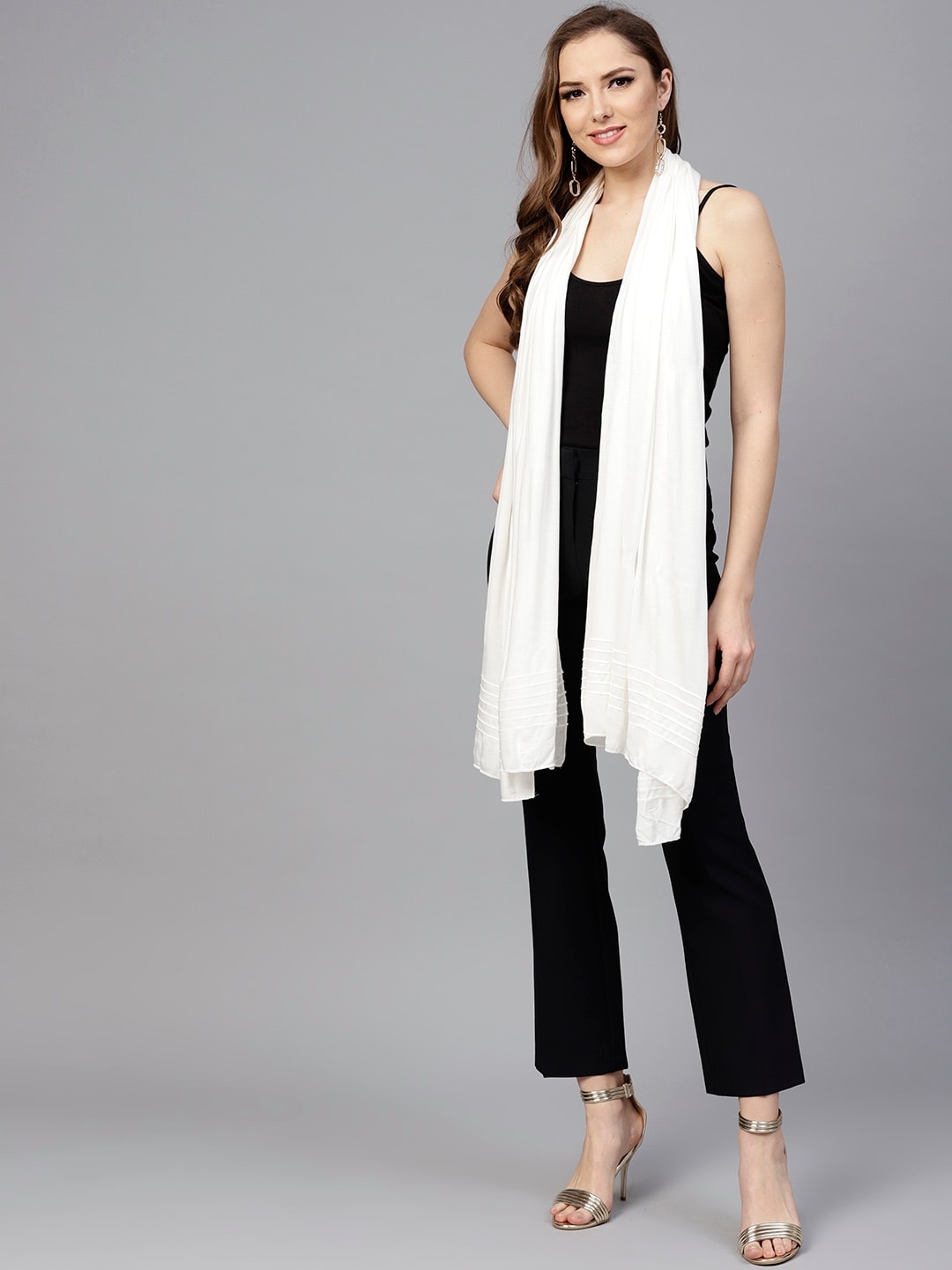 

W White Solid Dupatta