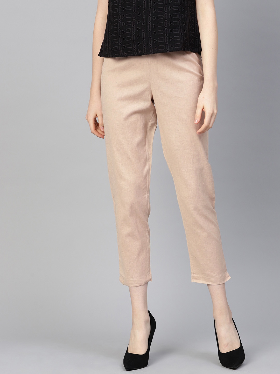 

W Women Beige Regular Fit Solid Cropped Trousers