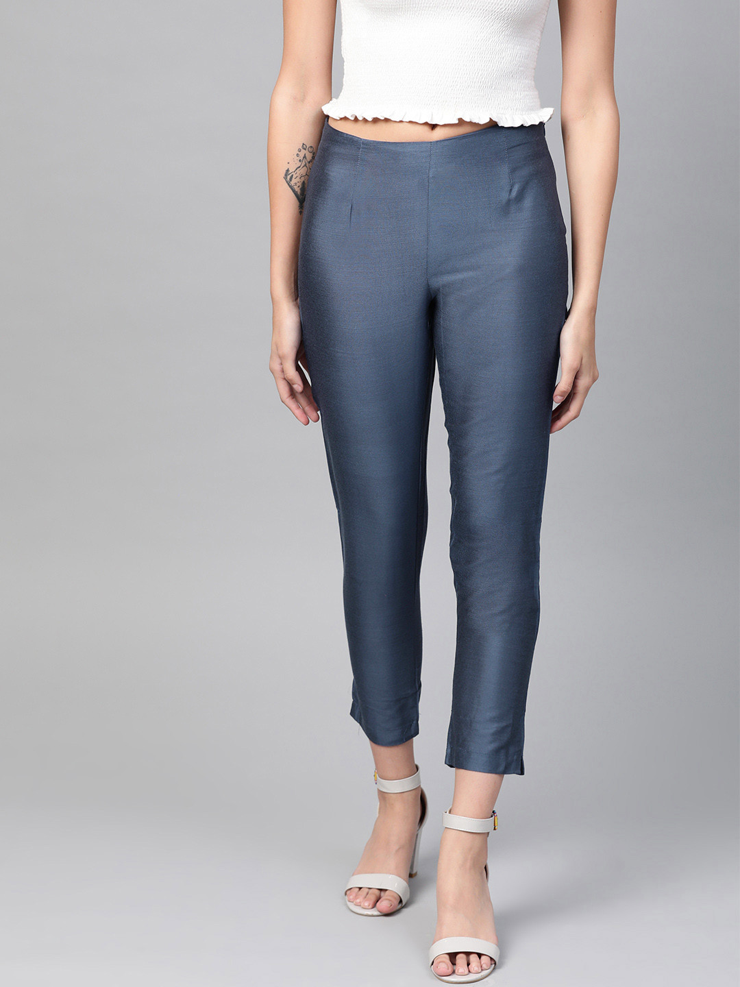 

Wishful by W Women Navy Blue Regular Fit Solid Cropped Trousers