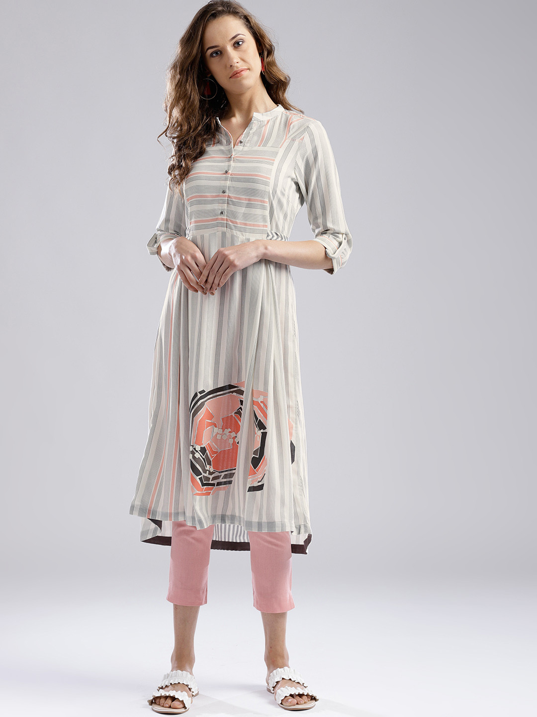 

W Women Off-White & Grey Printed A-Line Kurta