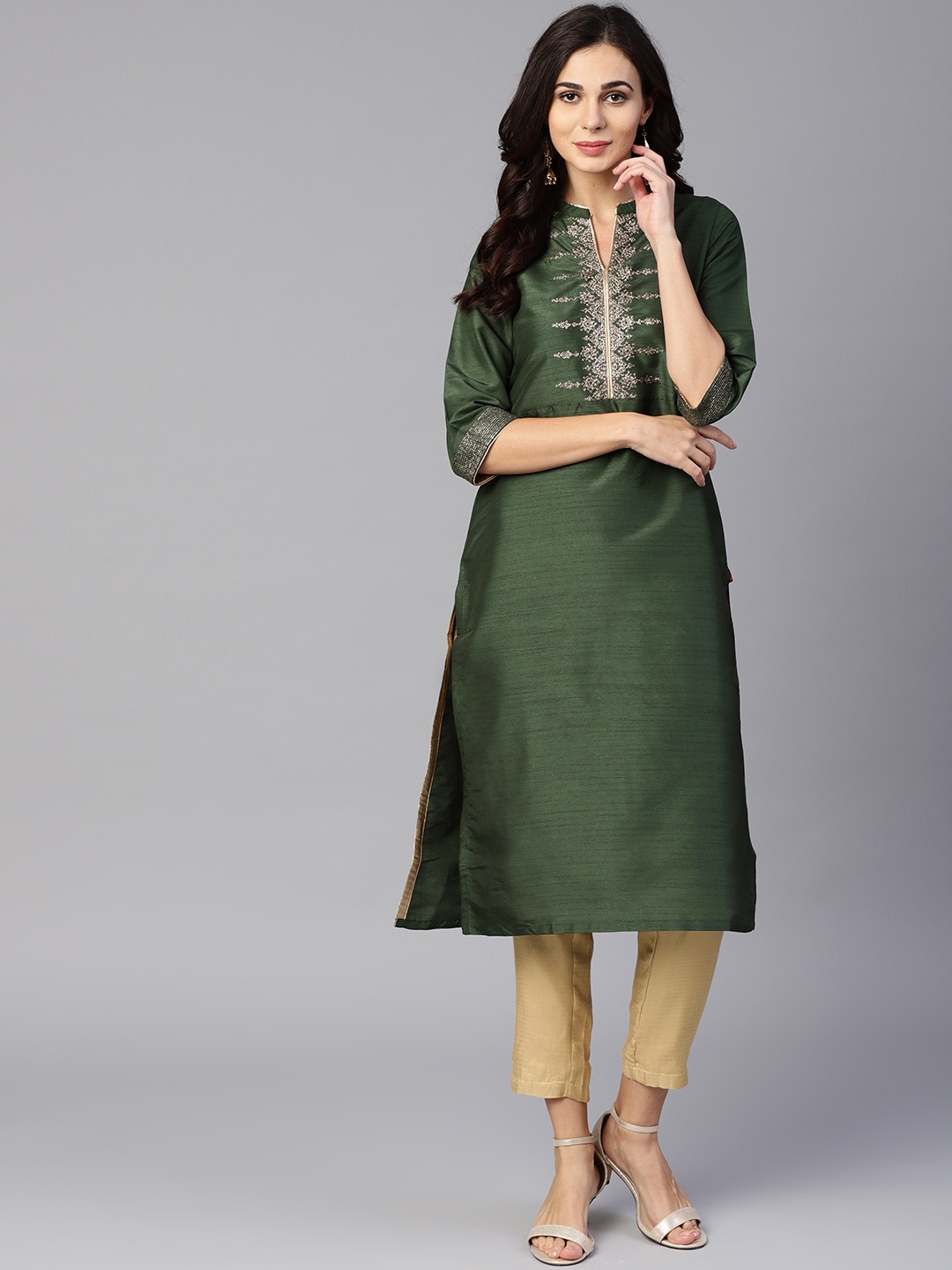 

W Women Olive Green Yoke Design Straight Kurta