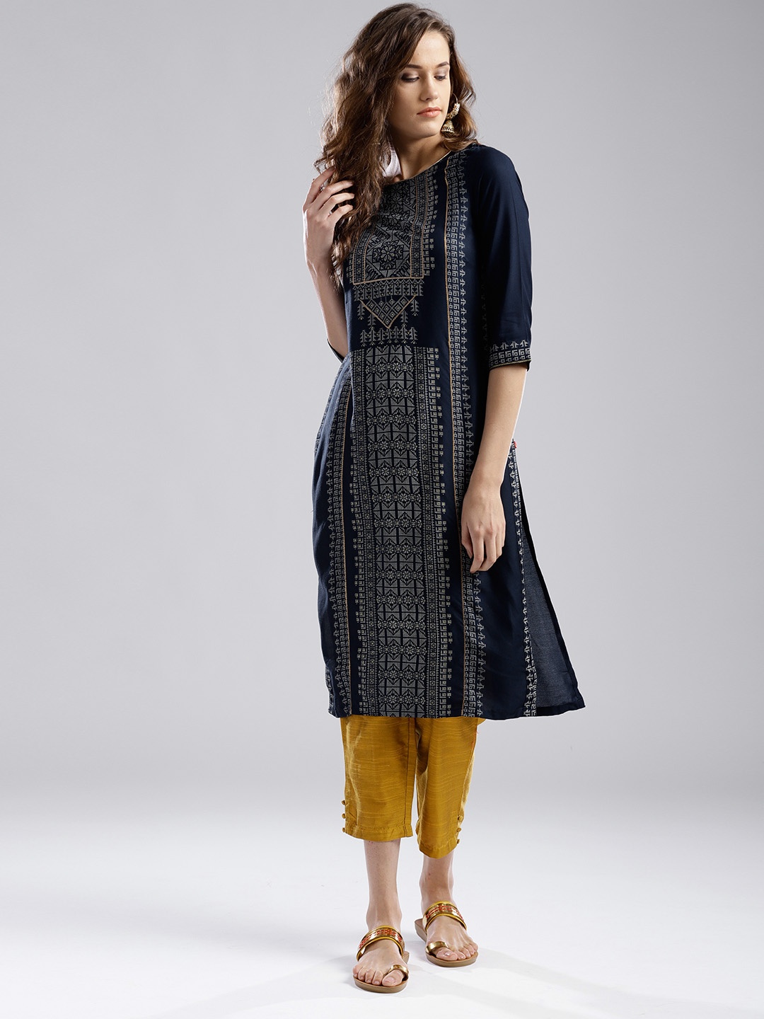 

W Women Navy Blue & Off-White Printed Straight Kurta