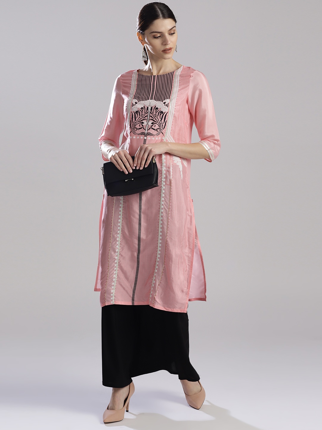 

W Women Pink & Black Printed Straight Kurta