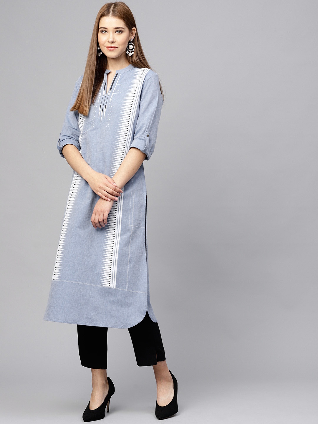 

W Women Blue & White Printed Straight Kurta