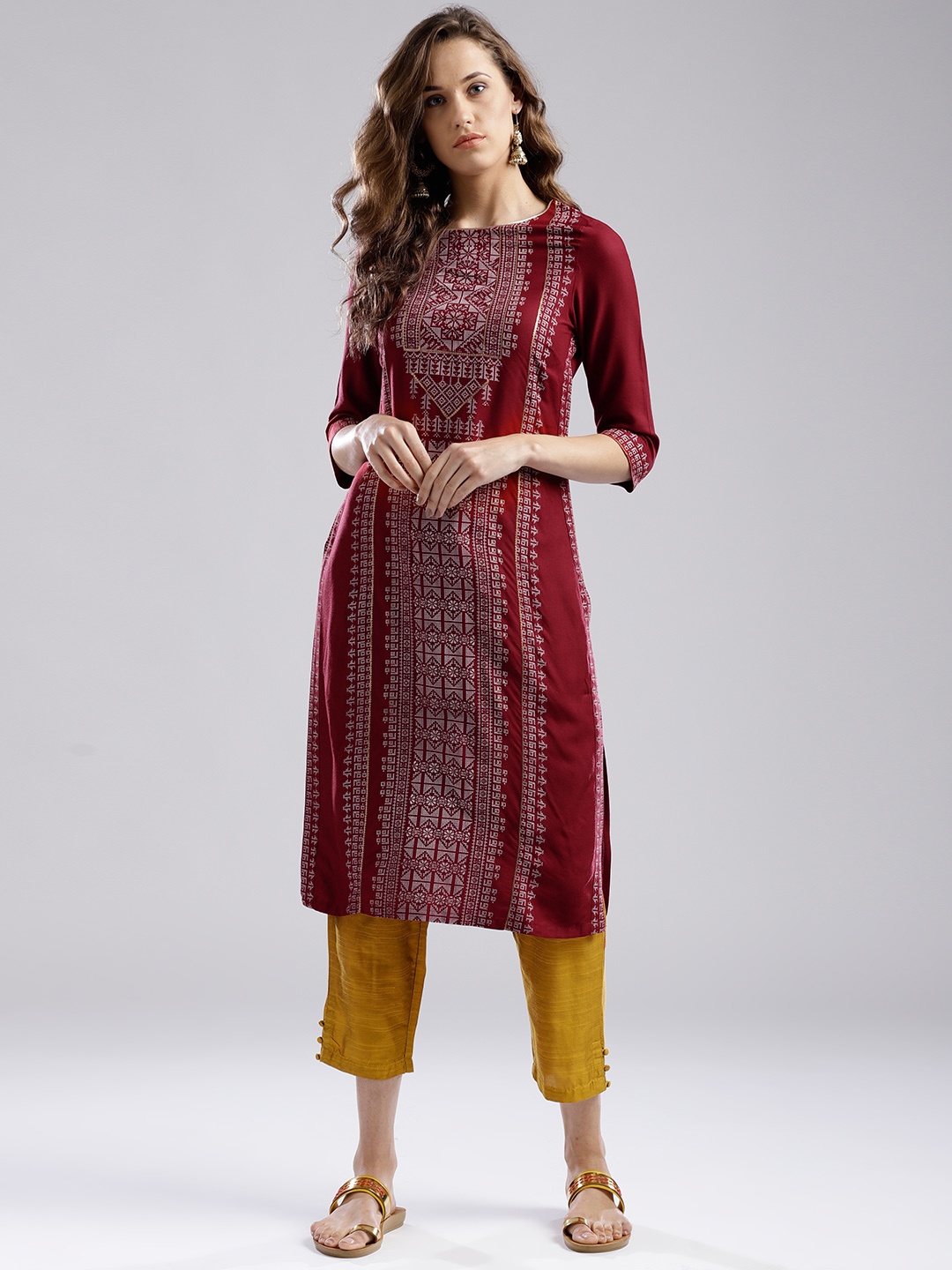

W Women Maroon Printed Straight Kurta