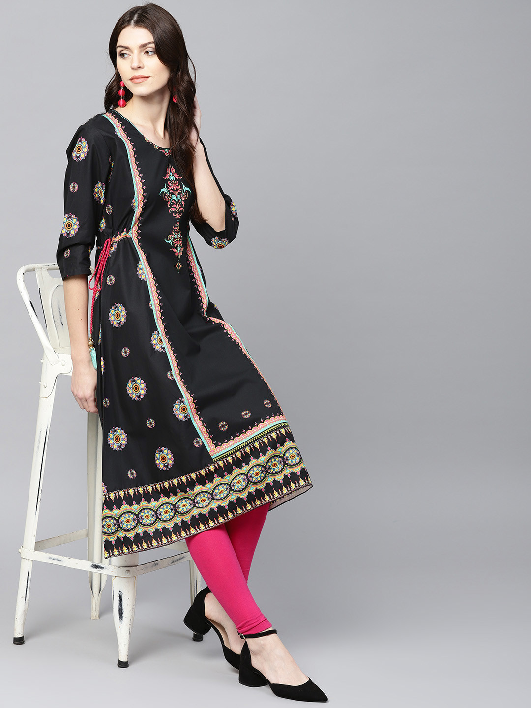 

Shree Women Black & Green Printed A-Line Kurta