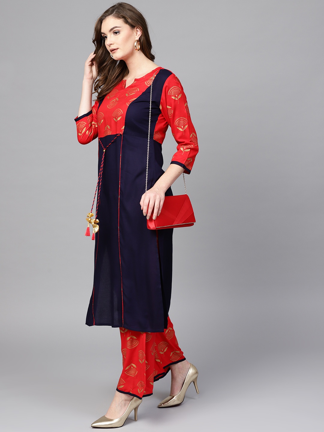 

Yufta Women Navy Blue & Red Printed Kurta with Palazzos