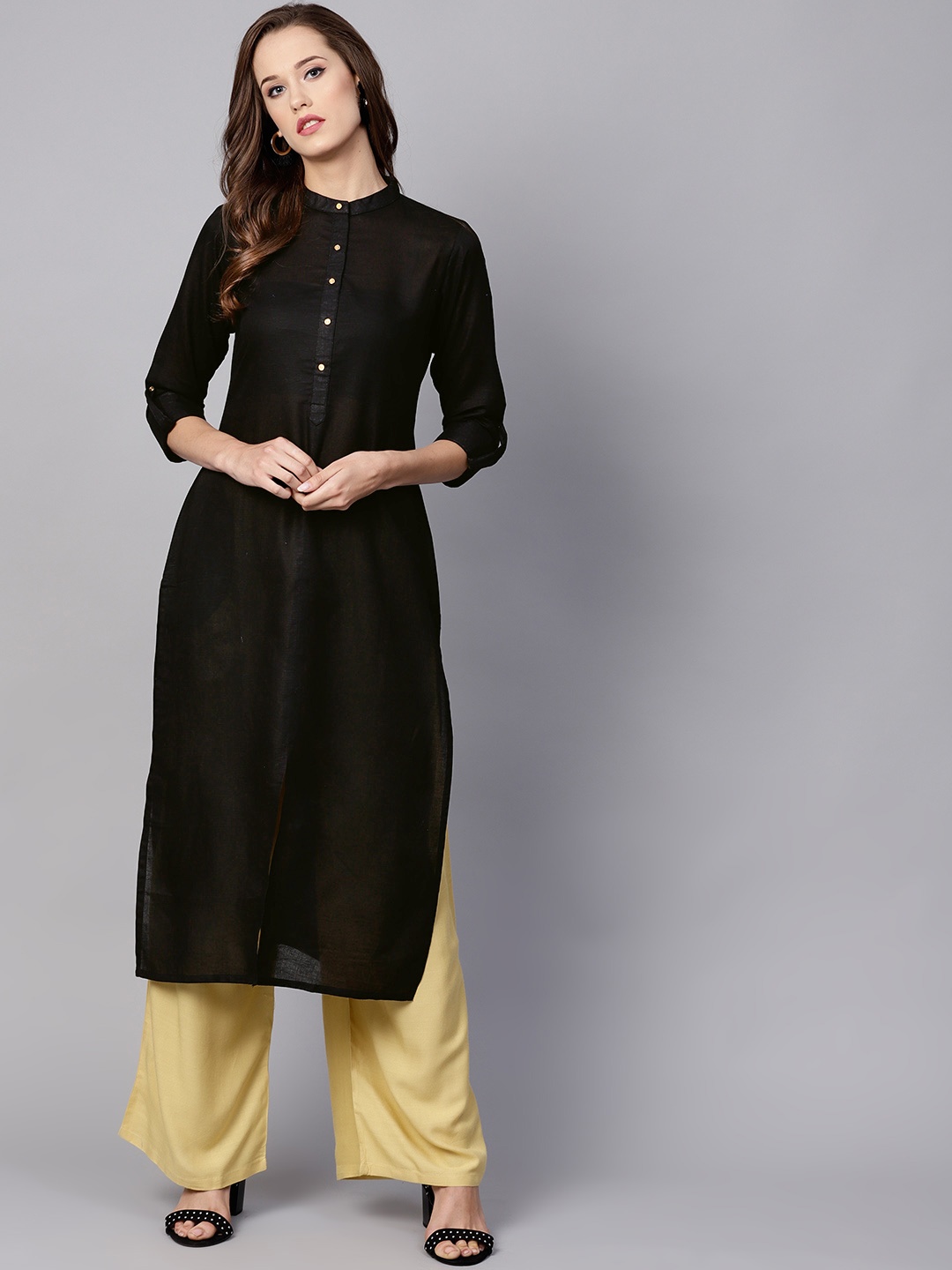 

GERUA Women Black Solid Straight Kurta