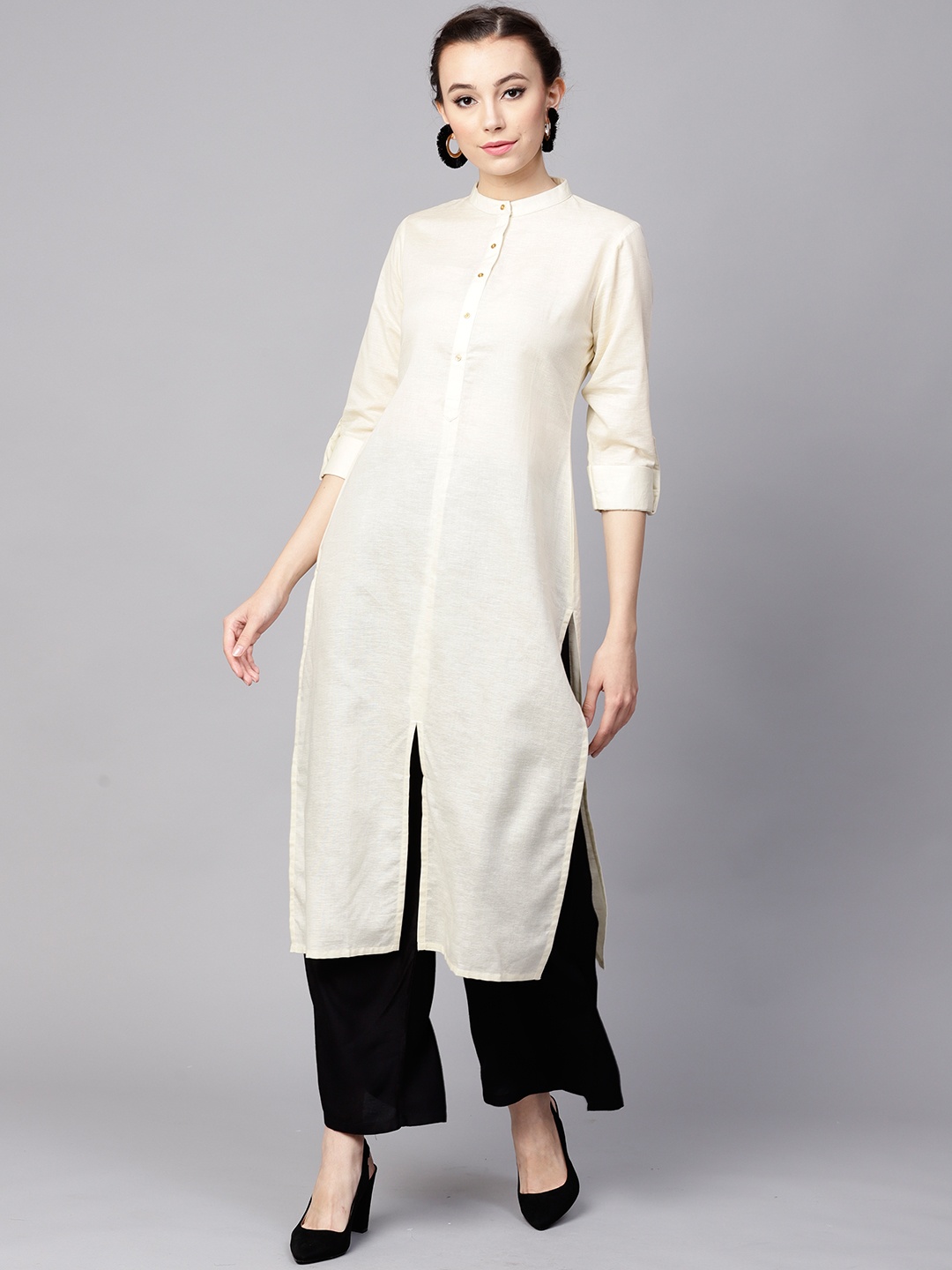 

GERUA Women Cream-Coloured Solid Straight Kurta
