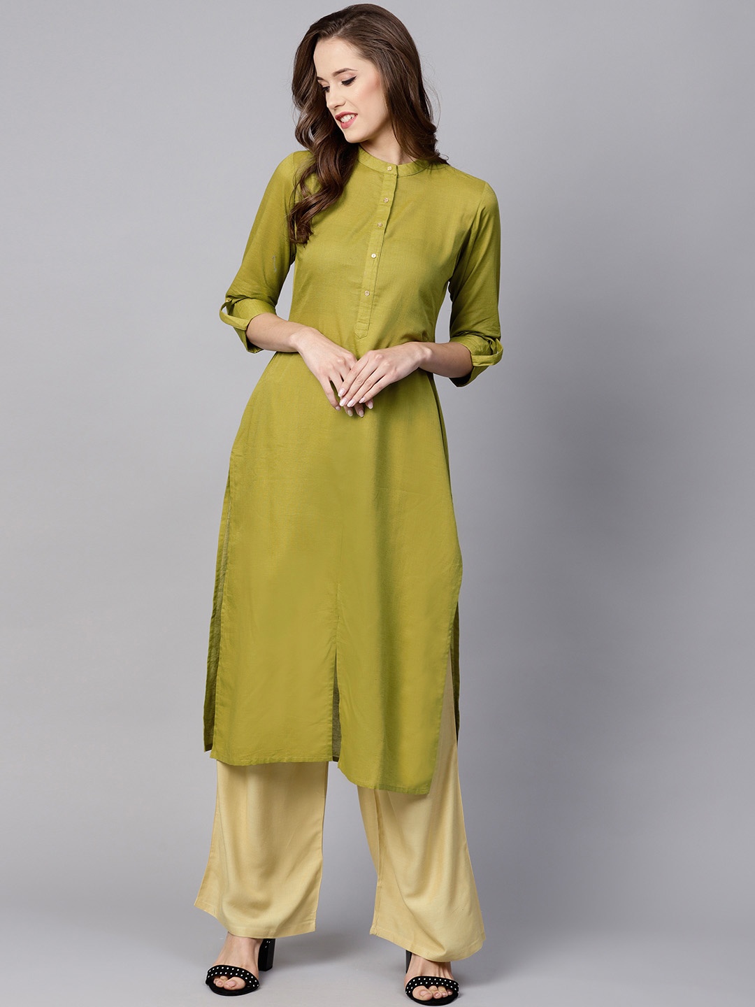 

GERUA Women Green Solid Straight Kurta