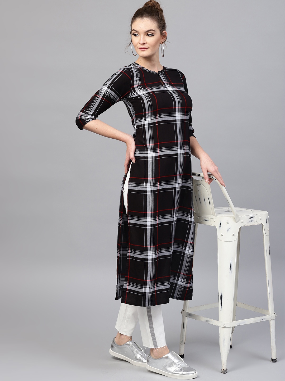 

GERUA Women Black & White Checked Straight Kurta