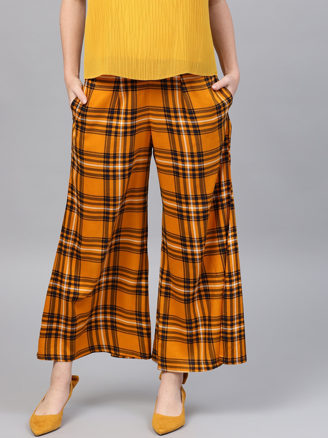 

GERUA Women Mustard Yellow & Navy Checked Wide Leg Palazzos