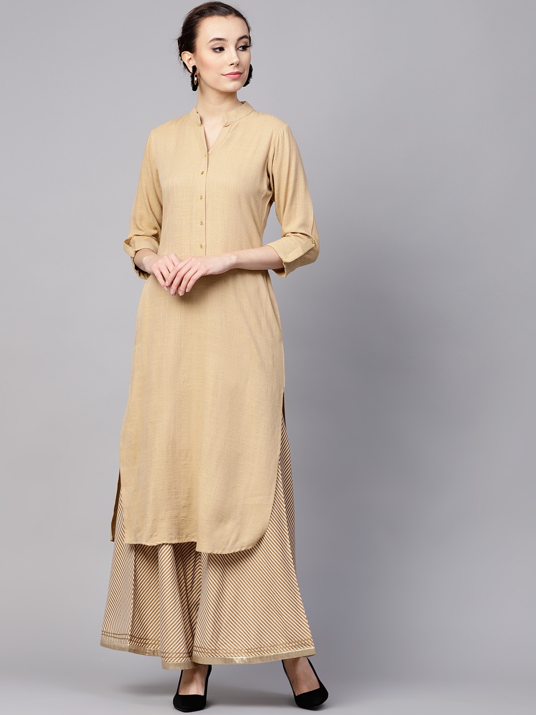 

Gerua By Libas Women Beige Solid Straight Kurta